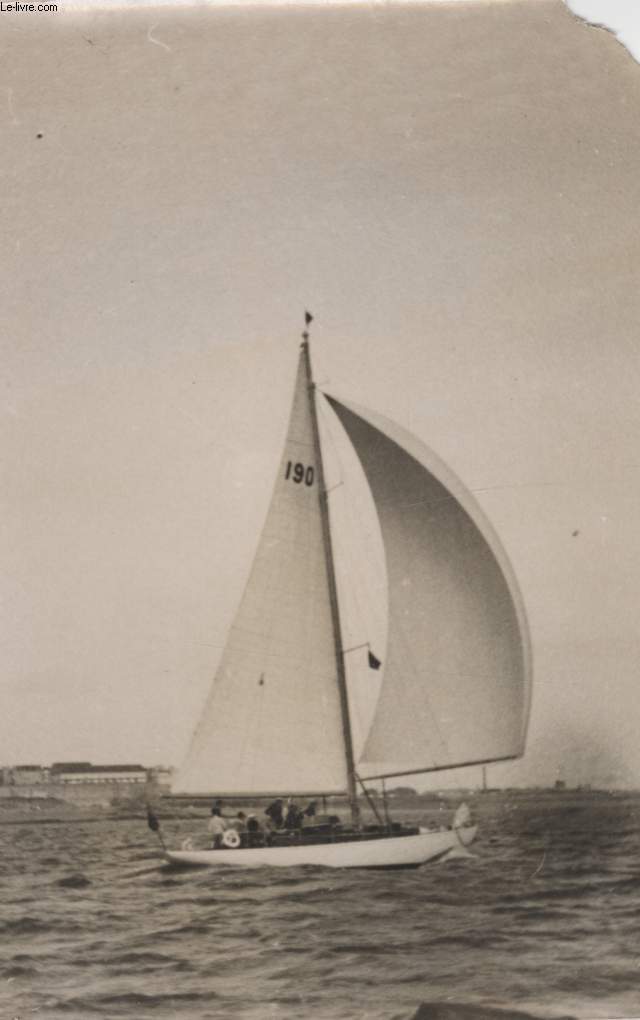 PHOTO ANCIENNE SITUEE - YACHTING - LA COURSE COWES - DINARD