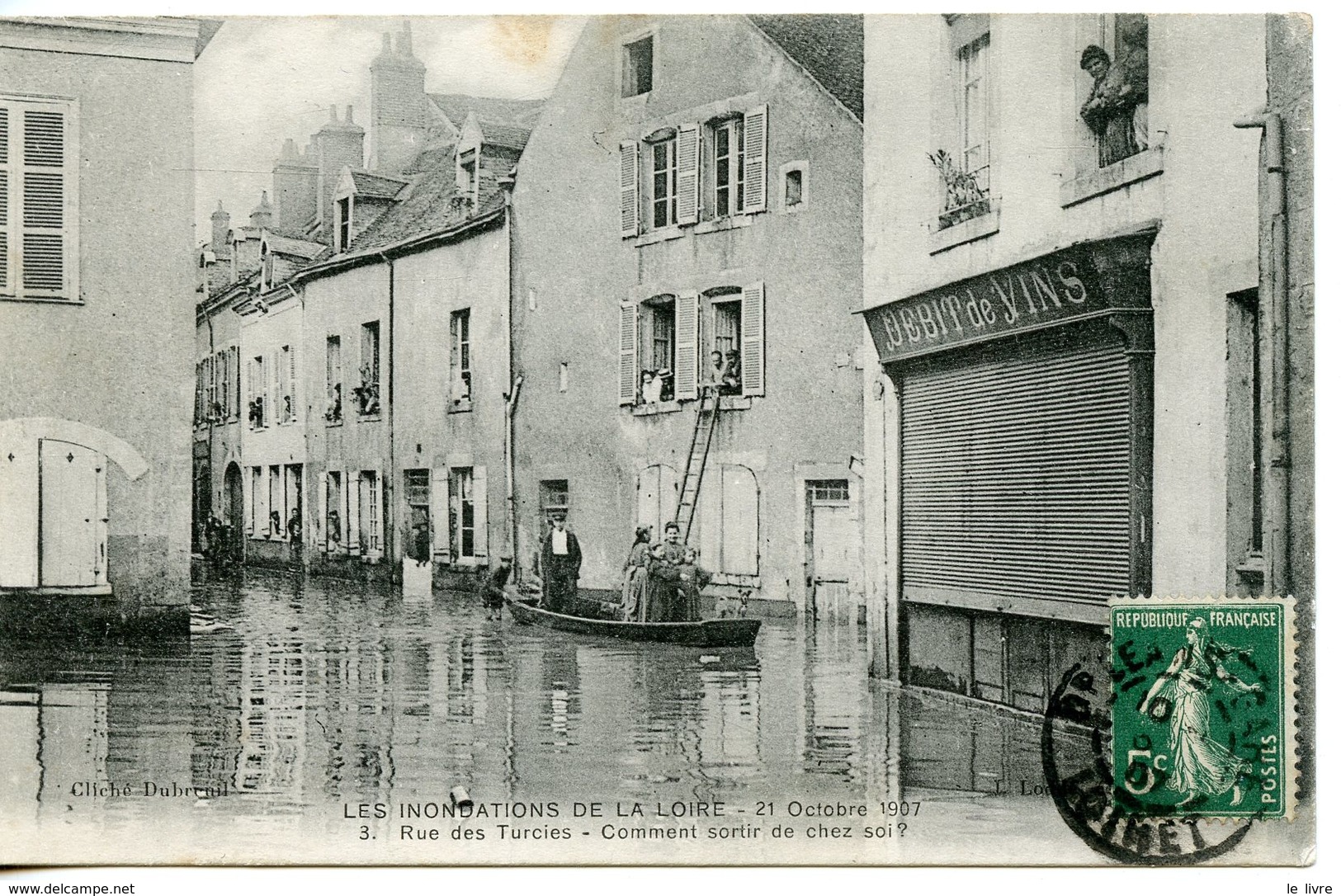 CPA 45 ORLEANS. INONDATIONS DE LA LOIRE 1907. RUE DES TURCIES. COMMENT SORTIR DE CHEZ SOI ?