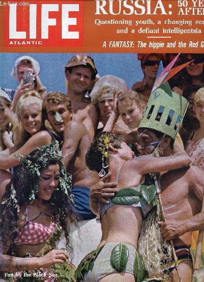 LIFE ATLANTIC, VOL. 43, N 10, NOV. 1967, RUSSIA, 50 YEARS AFTER (Contents: 'Little Shirley Temple' lives. Drugs that scare even hippies. Roquefort, Penicillin cave for the gourmet. 'Point Blank' with Lee Marvin. The Societ Union 50 years after...)