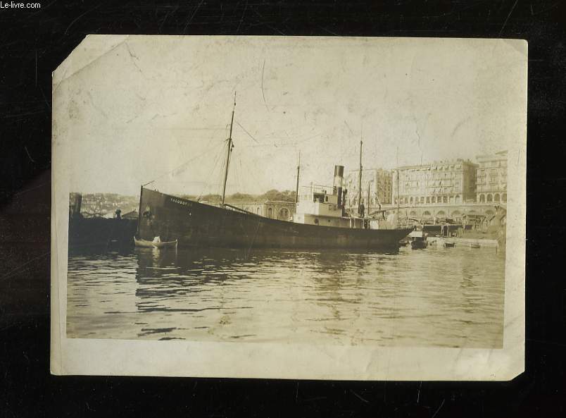 1 Photographie ancienne originale albumine, en noir et blanc, du navire 