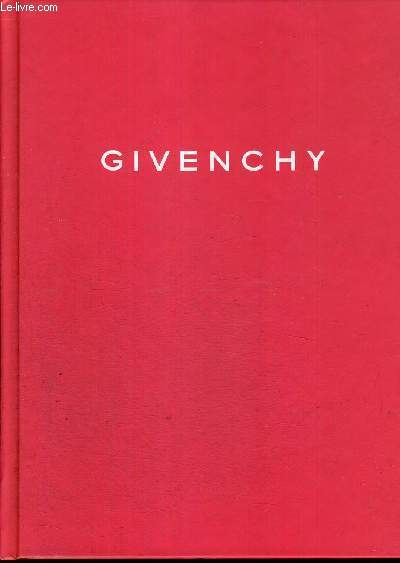 GIVENCHY - AUTOMNE/HIVER 2000