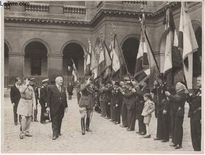 PHOTO ANCIENNE SITUEE - 29 CONGRES DES VETERANS ET MILITAIRES DES ARMEES DE TERRE, DE MER ET DE L4AIR