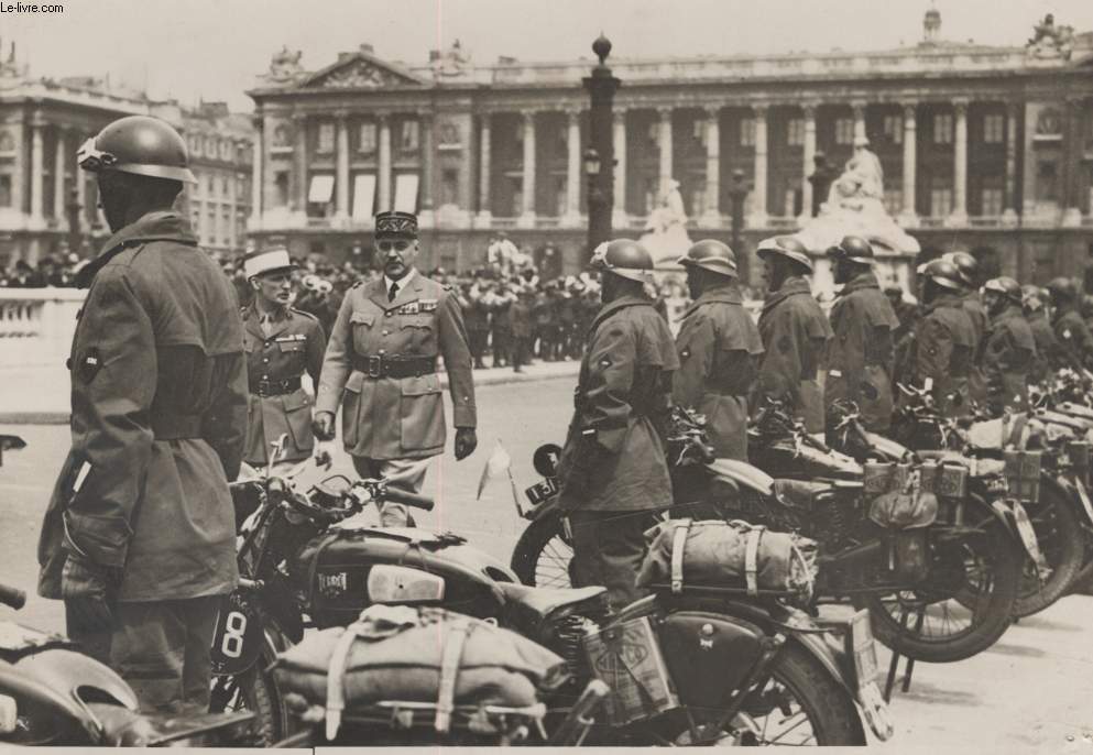 PHOTO ANCIENNE SITUEE - PLACE DE LA CONCORDE