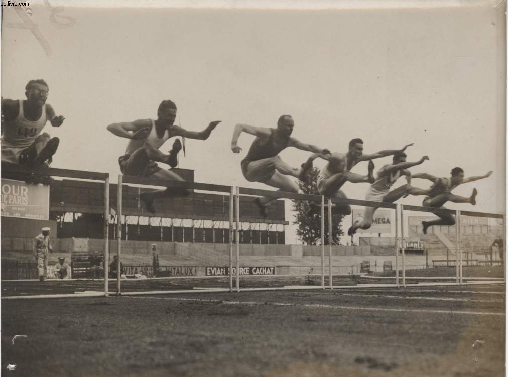 PHOTO ANCIENNE SITUEE - LES CHAMPIONNATS DE FRANCE D'ATHLETISME