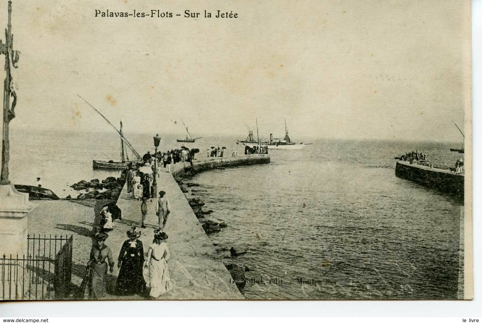 CPA 34 PALAVAS LES FLOTS. SUR LA JETEE 1910