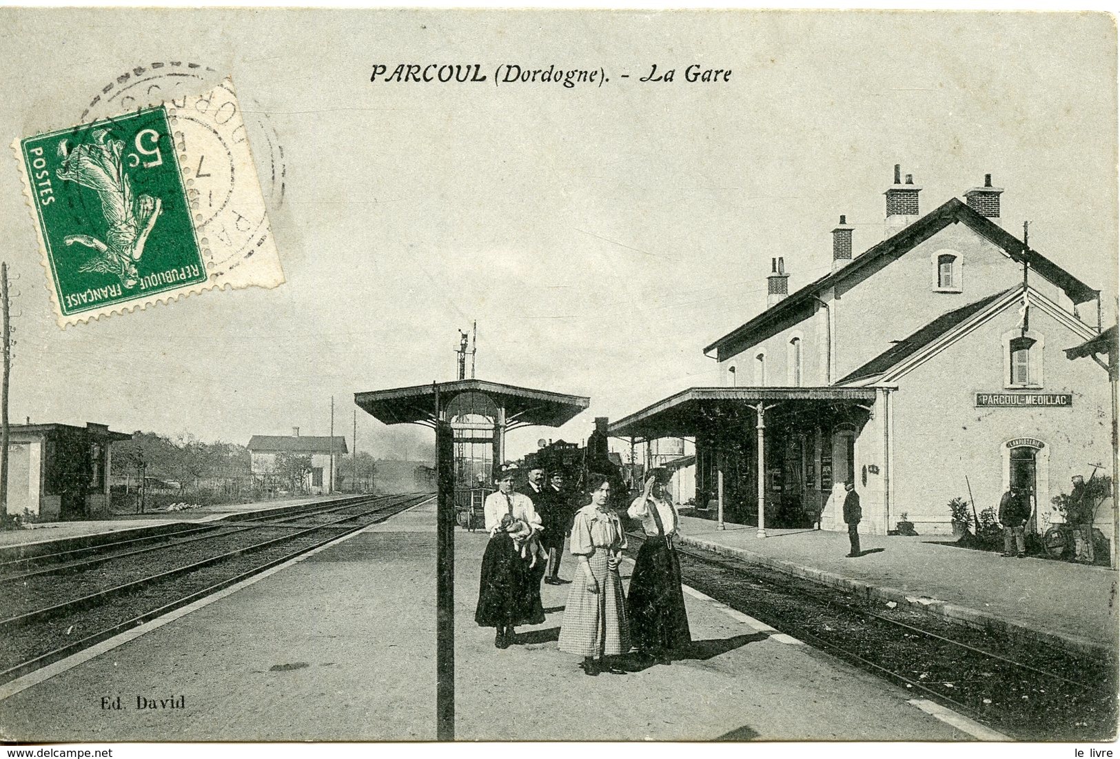 CPA 24 PARCOUL. LA GARE 1910