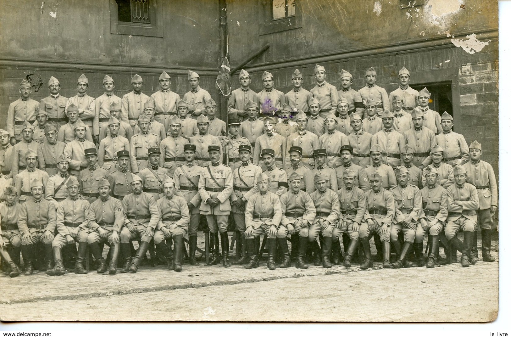 CPA PHOTO SARREBRUCK (SAARBRUCK) BEAU GROUPE DE MILITAIRES SOUVENIR DU 3 DRAGON 1921