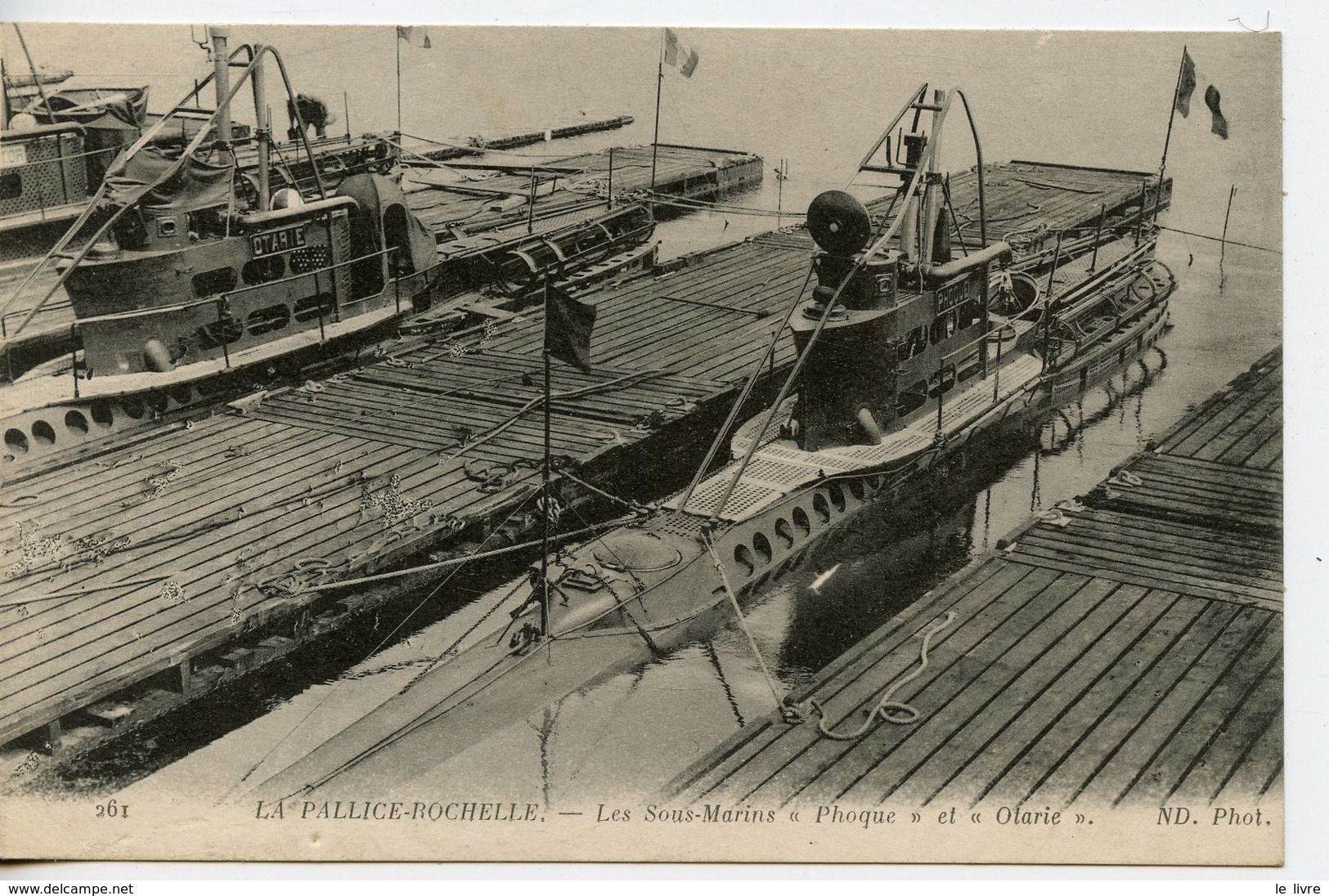 CPA LA PALLICE-ROCHELLE. LES SOUS-MARINS PHOQUE ET OTARIE