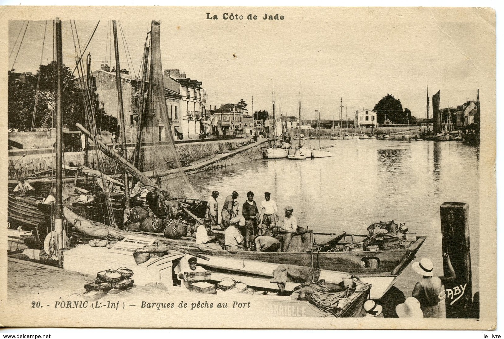 CPA 44 PORNIC. BARQUES DE PECHE AU PORT 1937