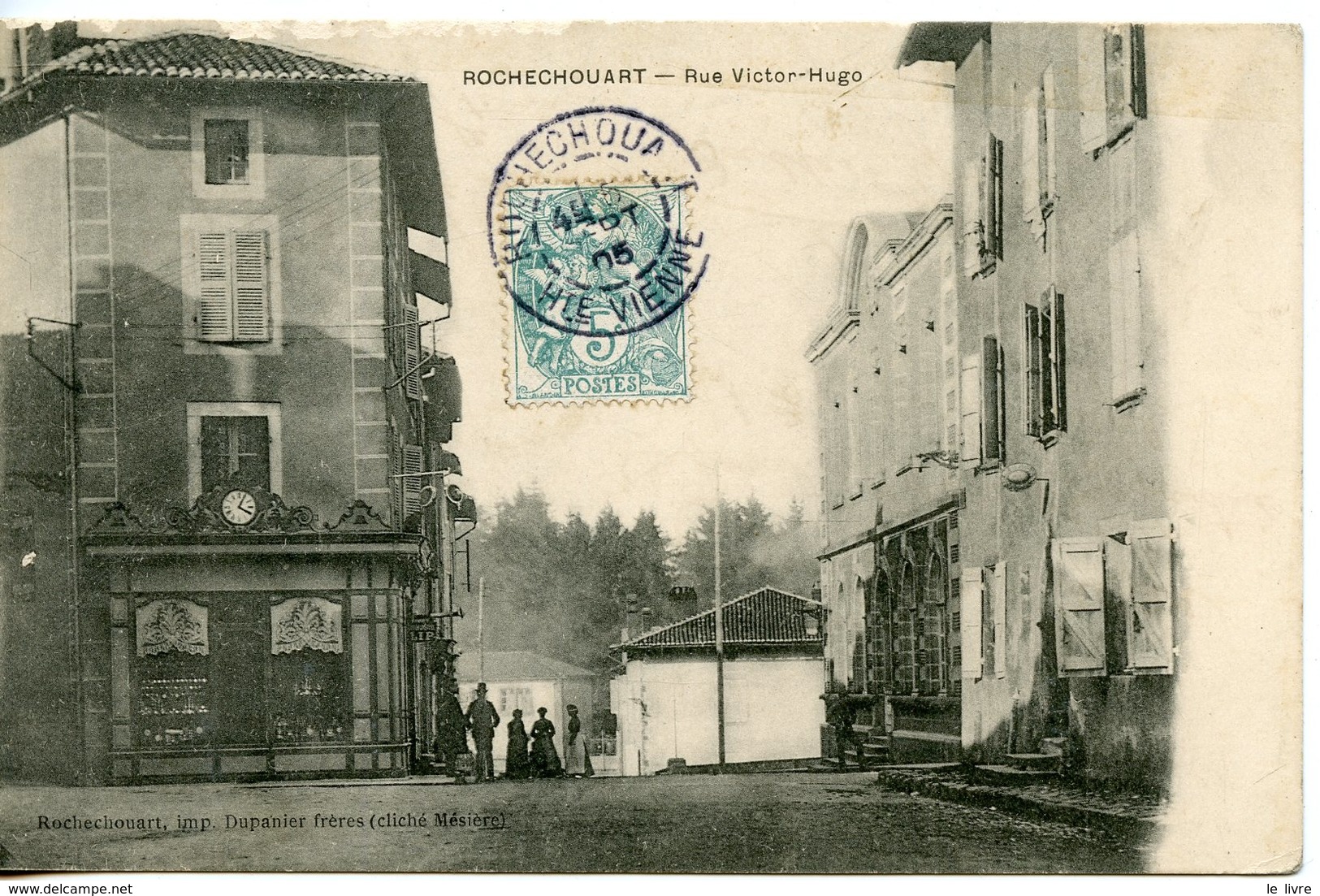 CPA 87 ROCHECHOUART. CARTE EN GRANDE PARTIE DEDOUBLEE. RUE VICTOR HUGO 1905