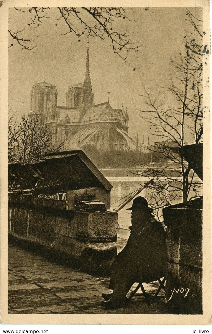 CPA 75 PARIS EN FLNANT. L'ANCTRE DES BOUQUINISTES. 1928