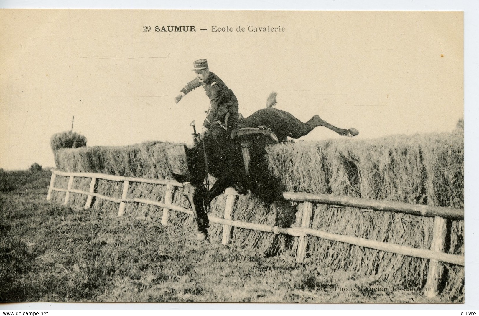 CPA 49 SAUMUR. ECOLE DE CAVALERIE. CHUTE