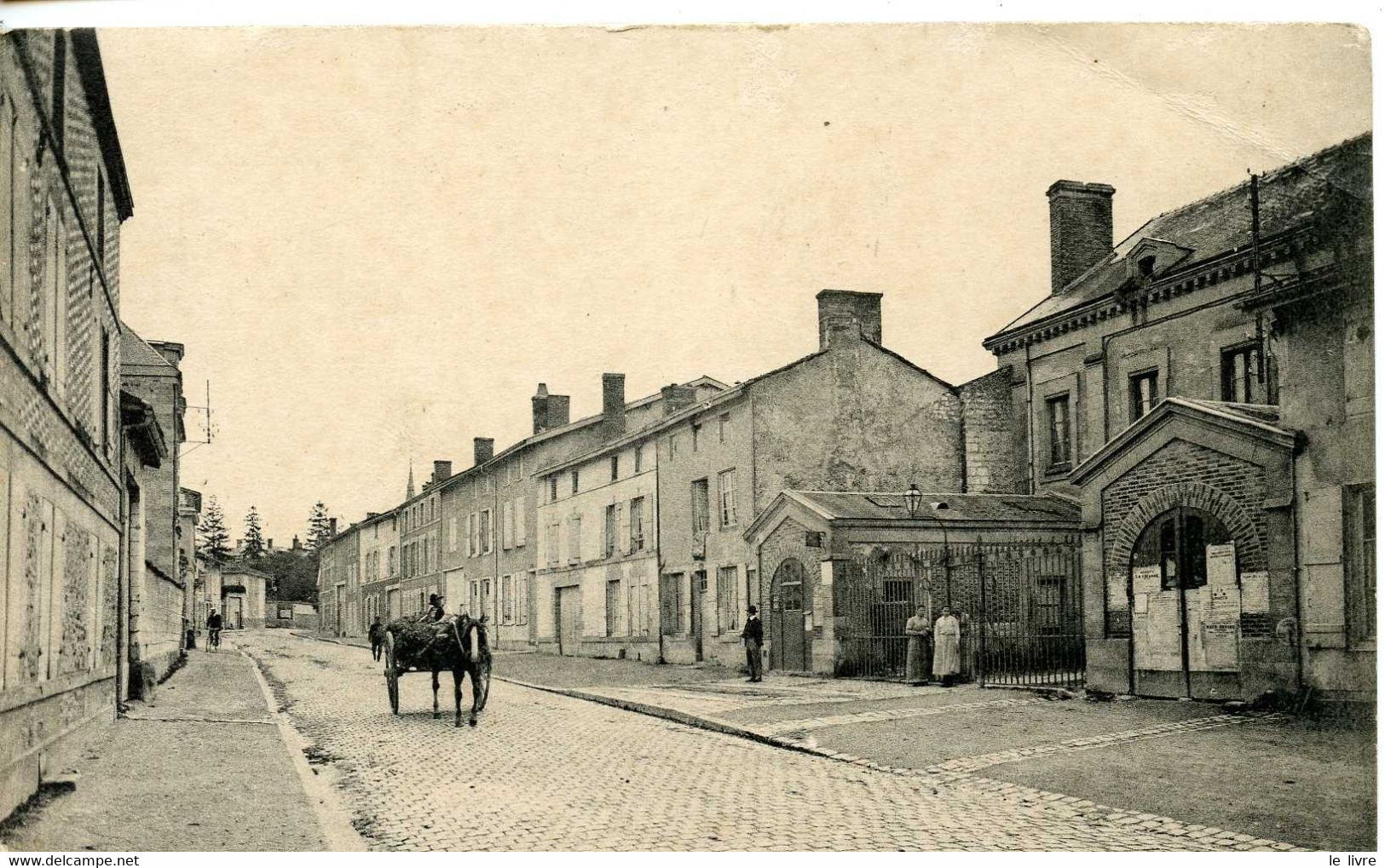 CPA 51 MEMMIE LES CHALONS. LA GRANDE RUE ET LA MAISON COMMUNE 1914