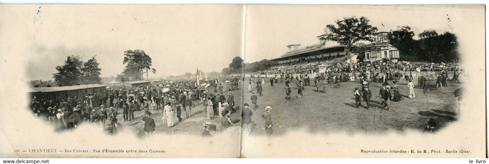 DOUBLE CPA PANORAMIQUE 60 CHANTILLY. LES COURSES. VUE D'ENSEMBLE ENTRE DEUX COURSES 1901