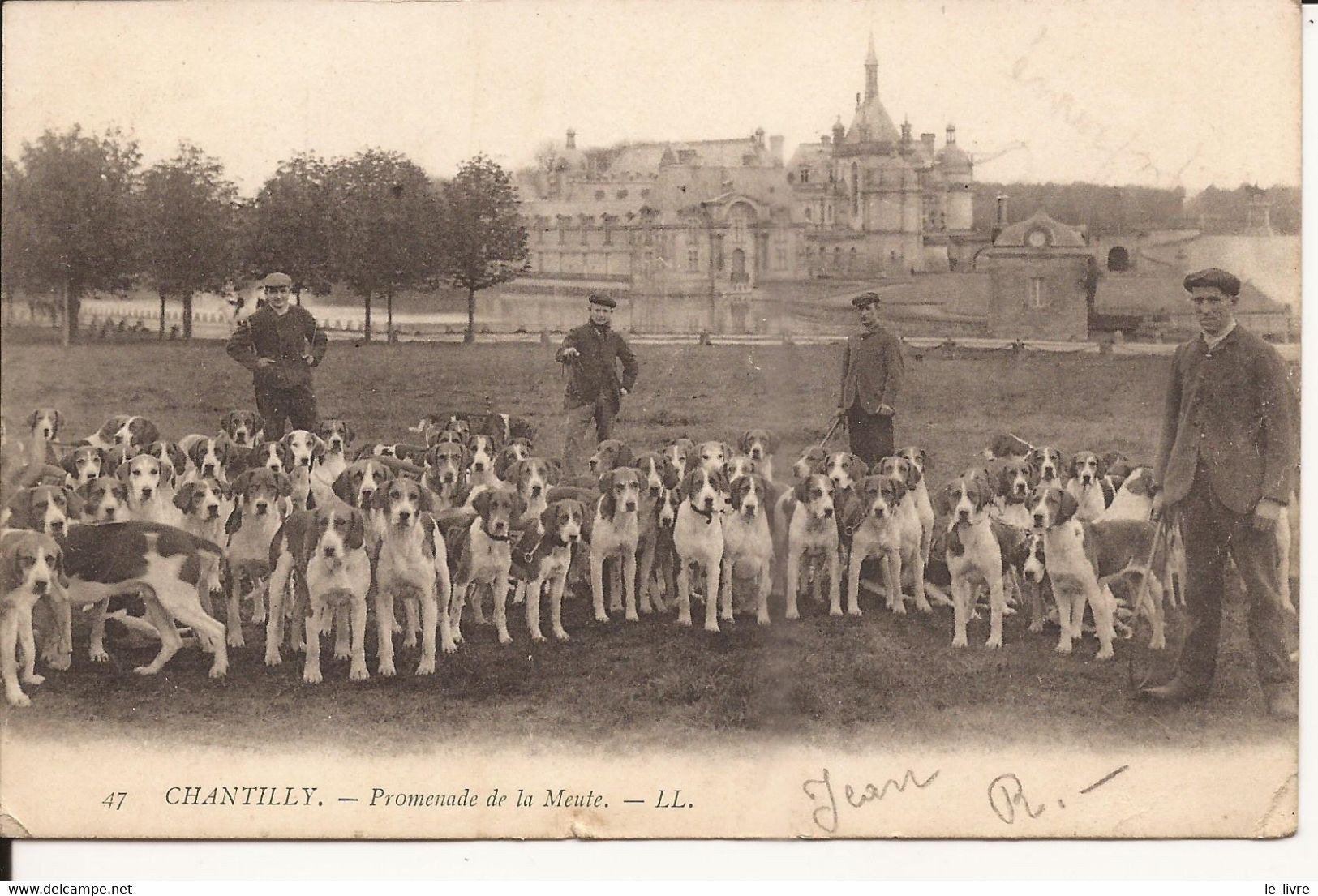 CPA 60 CHANTILLY CHASSE A COURRE PROMENADE DE LA MEUTE 1904