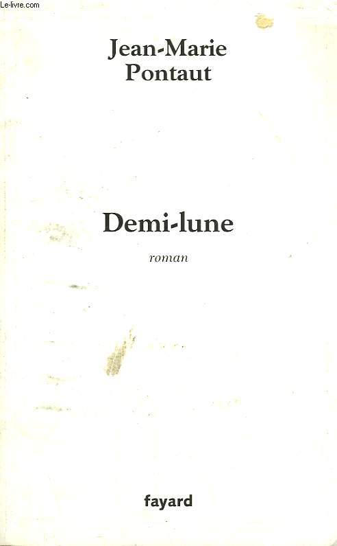 DEMI-LUNE.