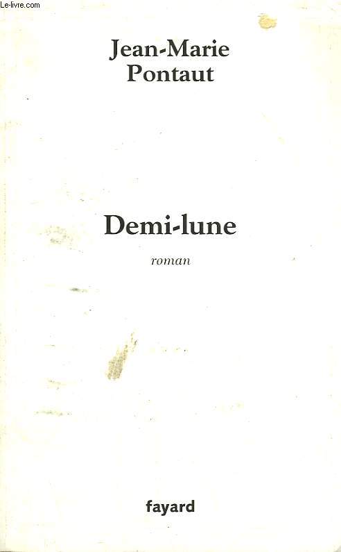 DEMI-LUNE.