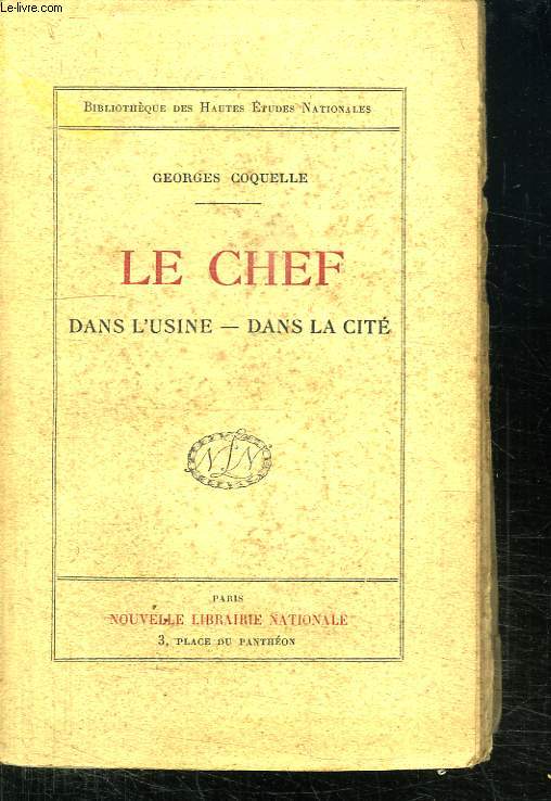 LE CHEF DANS L USINE DANS LA CITE.