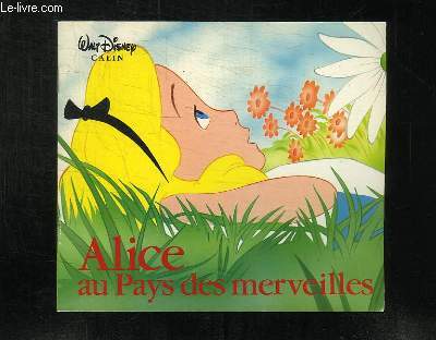 UN MOMENT DE TENDRESSE AVEC ALICE AU PAYS DES MERVEILLES.