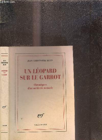 UN LEOPARD SUR LE GARROT
