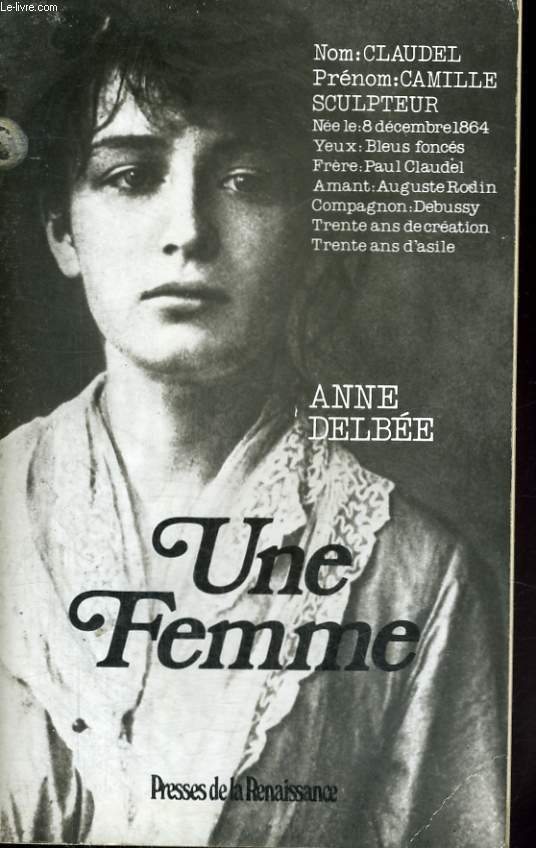 UNE FEMME