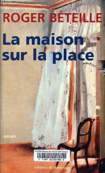 La maison sur la place.