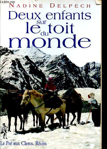 Deux enfants sur le toit du monde.