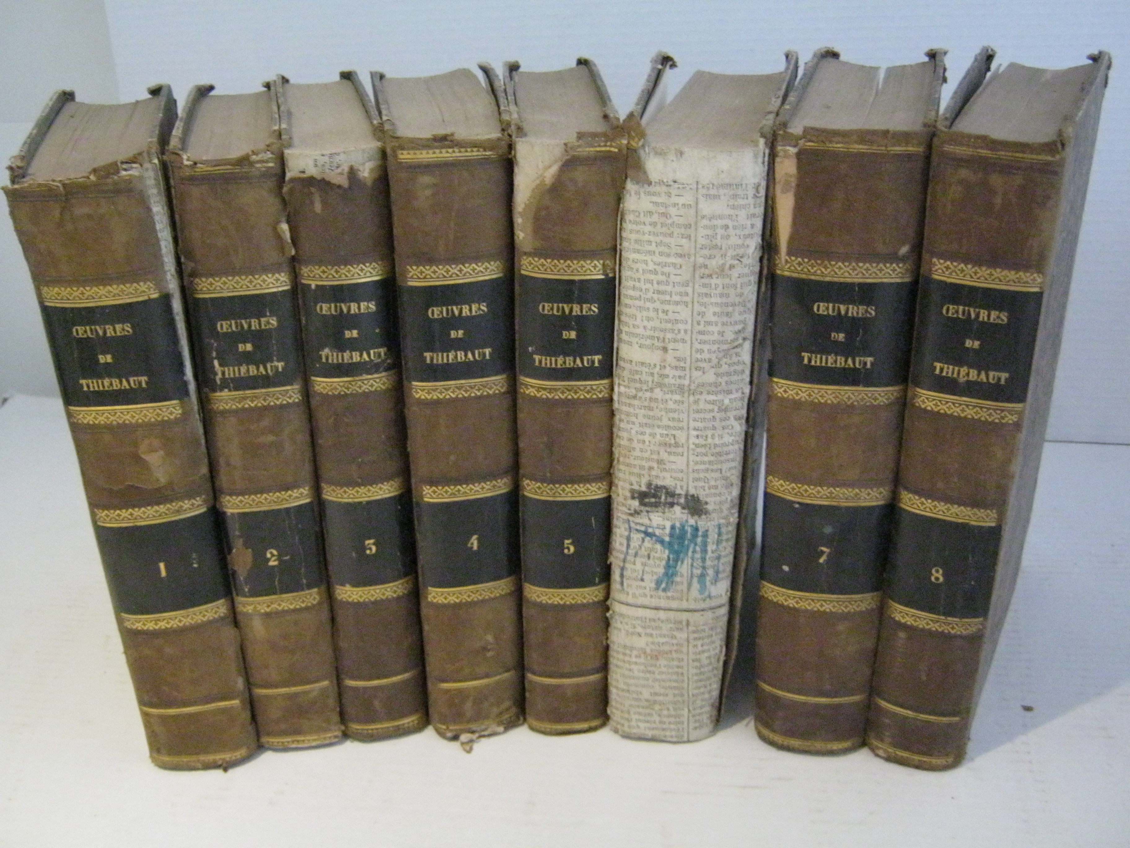 OEUVRES COMPLETES EN 8 VOLUMES.