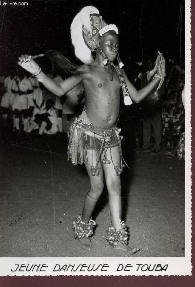 PHOTO-CARTE DE LA COTE D'IVOIRE : JEUNE DANSEUSE DE TOUBA.