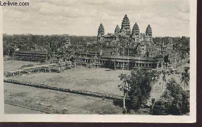 1 PHOTO-CARTE POSTALE EN NOIR ET BLANC DIMENSION 9 X 14 Cm : CAMBODGE - ANGKOR - SES MONUMENTS ADMIRABLES.