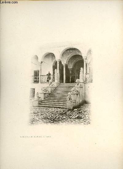Tunis - Escalier des lions, au Bardo - Une photogravure en monochrome extraite de la revue mensuelle 'Algrie artistique et pittoresque (vers 1890).