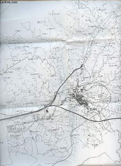 Un plan gnral en noir et blanc de la commune d'Aubagne - chelle : 1/10.000 - dimension : 36 x 45.5 cm.