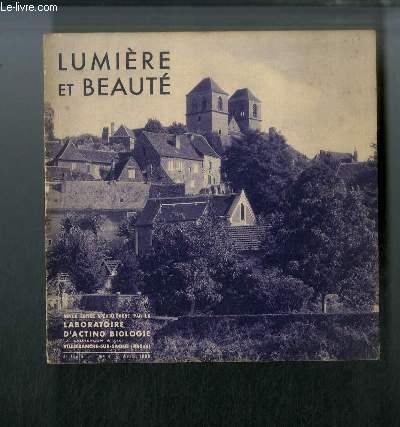Lumire et Beaut n 4 - Calais, le nouvel hotel de ville et son Beffroi, la place d'Armes, l'ancien hotel de ville, la gare maritime, Dunes dans les environs de Wimereux, Boulogne