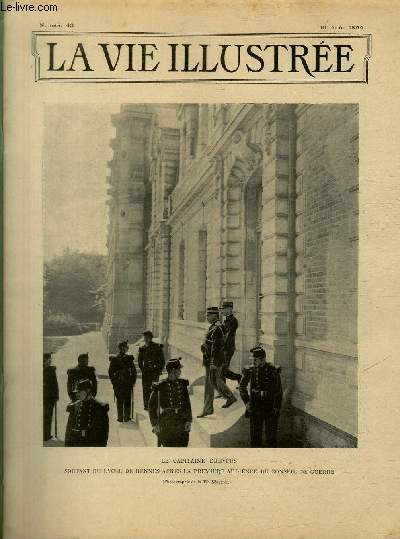 LA VIE ILLUSTREE N 43 Le Capitaine Dreyfus sortant du lyce de Rennes aprs la premire audience du conseil de guerre (Photographie de la Vie Illustre).