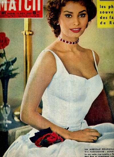 PARIS MATCH N 501 - 15 novembre 1958 - le pape couronn, les photos souvenirs des fastes de Rome - un nouveau personnage de la vie parisienne : Sophia Loren - 11 novembre 1918 - le nouveau pape reoit le tiare - navigateur solitaire...