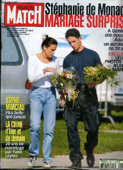 PARIS MATCH N 2835 - Le calvaire du Saint Pre par Caroline Pigozzi, Anna Lindh brise dans son lan par Ghislaine Ribeyre, Sophie Marceau reste la plus belle, Jrusalem : les noces de sang de Nava par Patrick Forestier, Chine : le dgel de l'empire