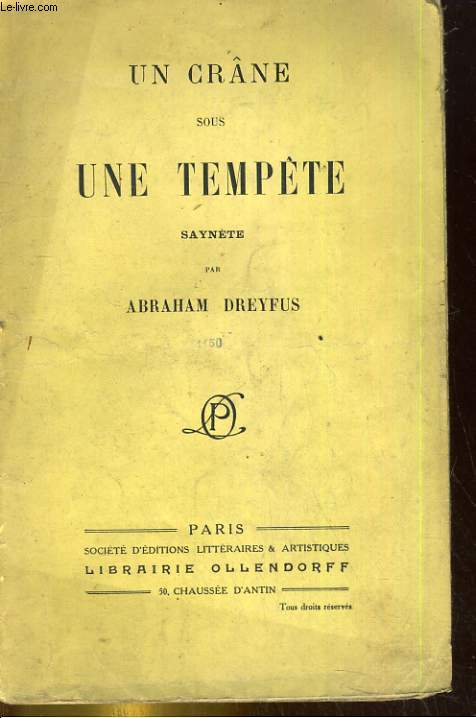 Un crne sour une tempte