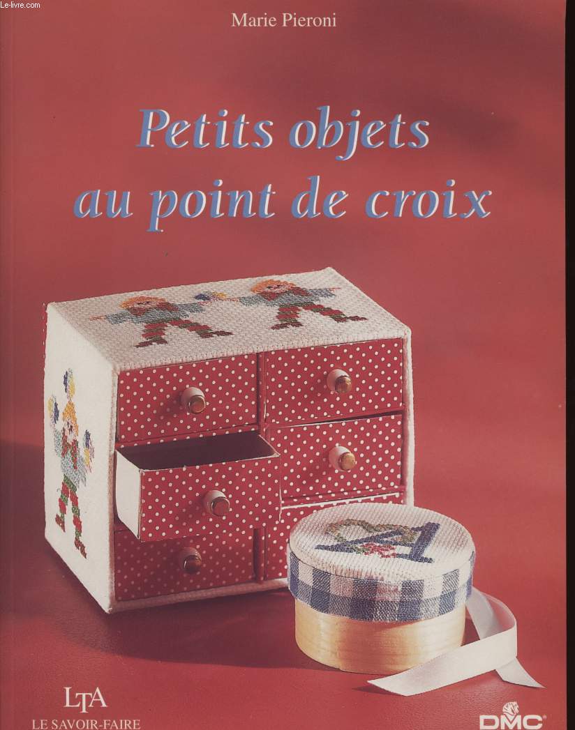 PETITS OBJETS AU POINT DE CROIX