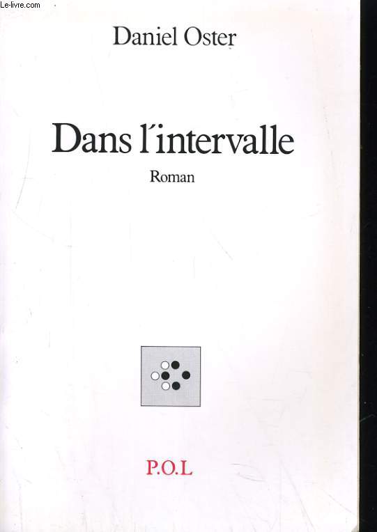 DANS L'INTERVALLE. ROMAN