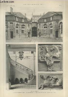 Htel de Charost : Revers des batiments de rue, La grand escalier, Bas-reliefs en pierre ornant les entres des communs - Planche n33 en noir et blanc extraite de l'ouvrage 