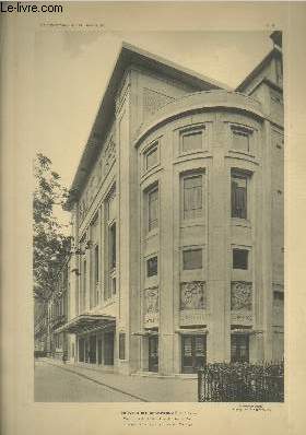 Théâtre des Champs-Elysées à Paris II : Angle de la façade sur l'avenue Montaigne - Planche en noir et blanc n°19 extraite de l'ouvrage 