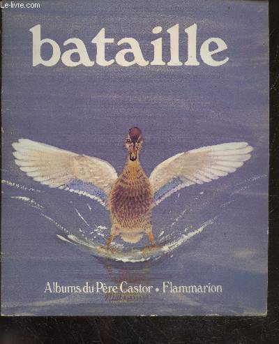 Bataille - une petite cane douce et craintive couve ses oeufs avec une infinie patience ...