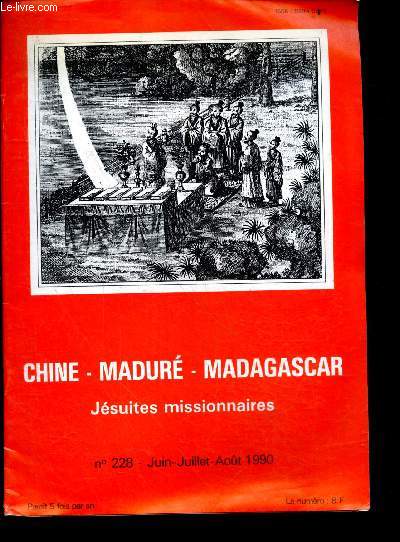Jesuites missionnaires N228 juin juillet aout 1990- Chine, Madur, Madagascar- jesuites a travers le monde, la liberte religieuse entravee ou retrouvee, l'institut ricci a taiwan et a paris, le fihavanana chemin vers la communion, le pere pierre montaud