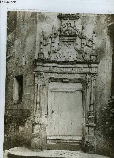 1 GRAVURE EN NOIR ET BLANC DE LA MAISON SUR LA GRANDE PLAGE, PORTE DE L'ESCALIER - MONTOIRE