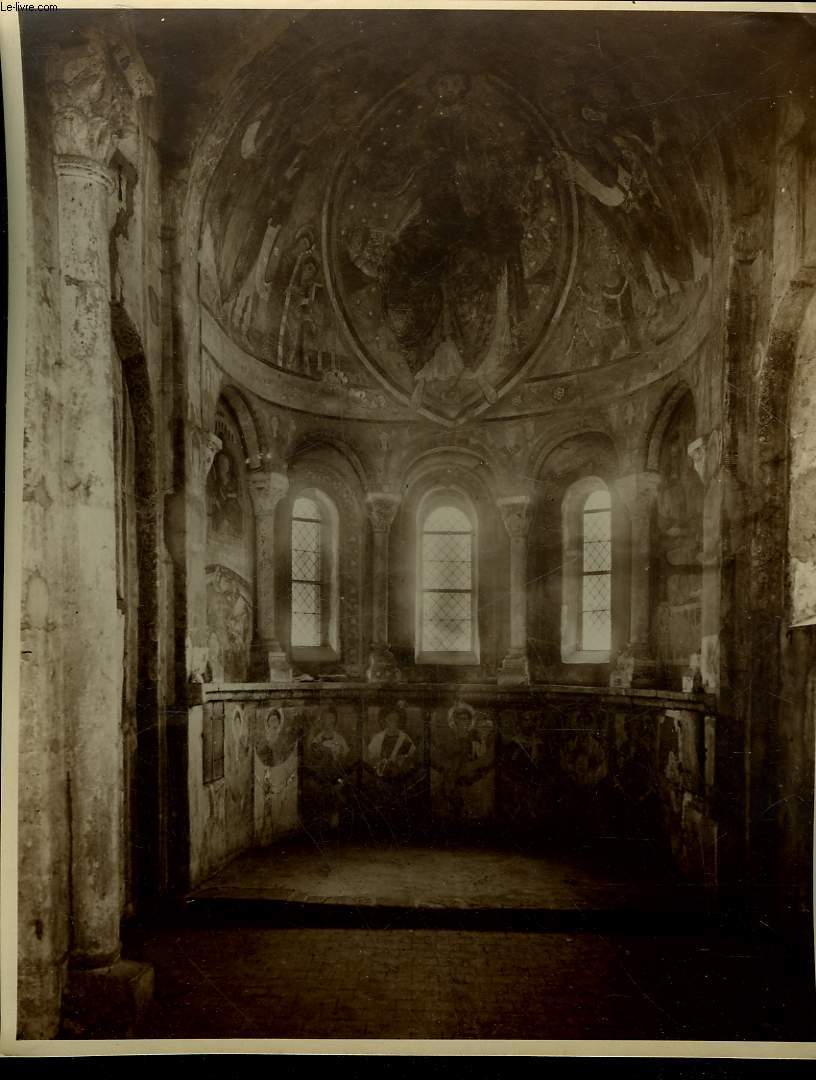 1 PHOTO ANCIENNE EN NOIR ET BLANC - INTERIEUR EGLISE