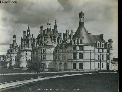 1 PHOTO ANCIENNE EN NOIR ET BLANC - CHATEAU DE CHAMBORT, FACADE SEPTENTRIONALE - N281