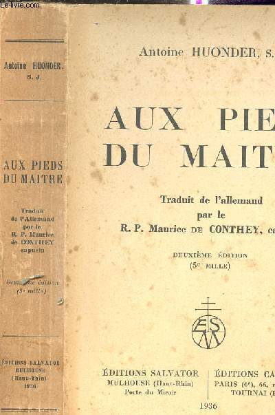 AUX PIEDS DU MAITRE