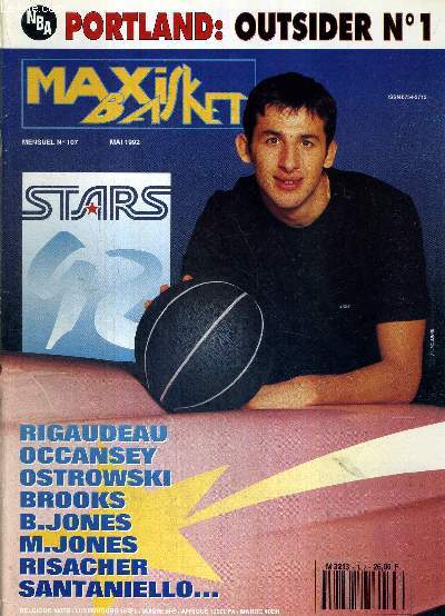 MAXI BASKET - N107 - mai 92 + 1 POSTER DE F. DEMBO / Portland : outsider n1 / referendum 92 / interview Bill Jones / tournoi des as / playoffs fminins / au pays des trappeurs / tout augmente! /  la dcouverte du Big east...