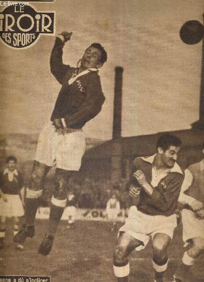 BUT CLUB - LE MIROIR DES SPORTS - N 494 - 27 dcembre 1954 / Saint-Etienne a d s'incliner devant Reims brillant leader / les rvlations de Georges Senfftleben / Charron a mis Dauthuille K.O. en catch / de l'omportance de l'lasticit...