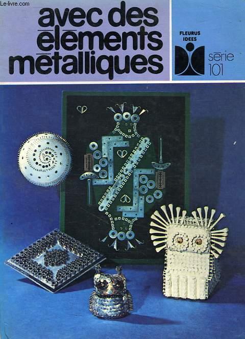 AVEC DES ELEMENTS METALLIQUES